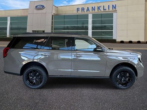 New 2027 Ford Expedition Platinum w/ Stealth Appearance Package AWD/4WD image 7
