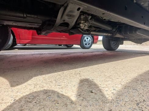 Used 2002 Toyota Tacoma w/ SR5 Package image 16