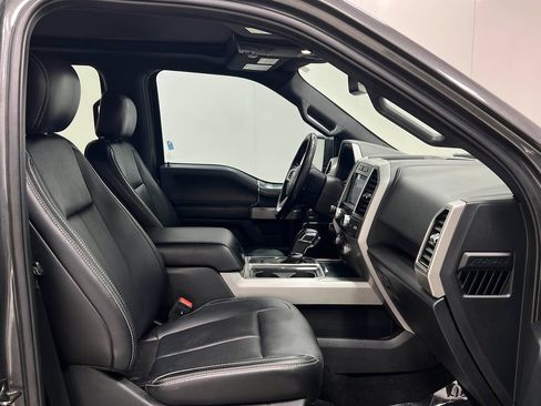 Used 2019 Ford F150 Lariat w/ Equipment Group 502A Luxury AWD/4WD image 36