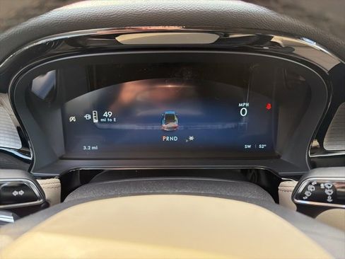 New 2026 Lincoln Corsair Premiere image 10