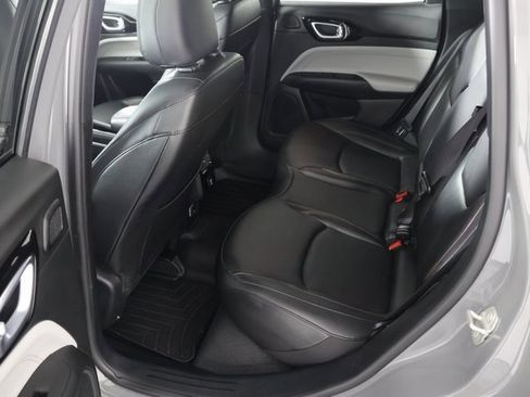 Used 2024 Jeep Compass Limited w/ Sun and Sound Group image 20