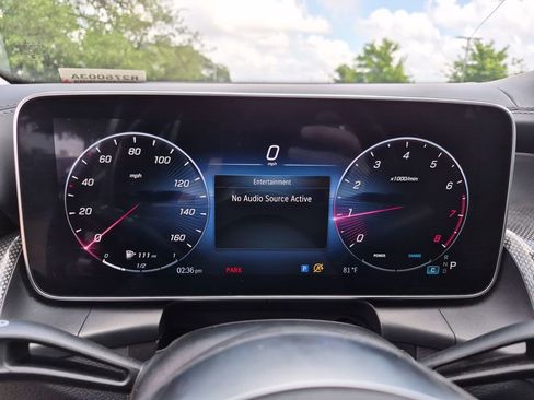 Used 2024 Mercedes-Benz GLC 300 4MATIC image 22