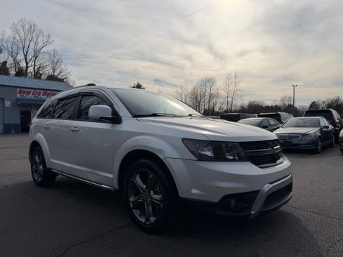 Used 2015 Dodge Journey Crossroad w/ Flexible Seating Group image 7