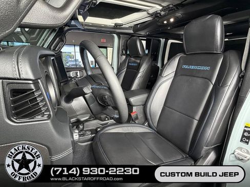 Used 2024 Jeep Wrangler Unlimited Rubicon 4xe AWD/4WD image 18