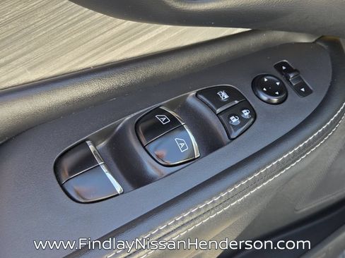 Used 2017 Nissan Murano Platinum w/ Platinum Technology Package FWD image 21