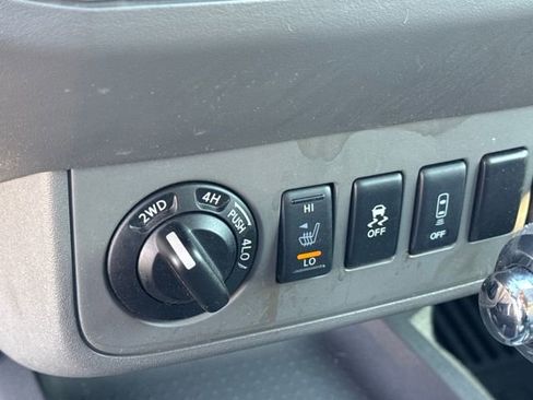 Used 2017 Nissan Frontier SV w/ SV Value Truck Package image 20