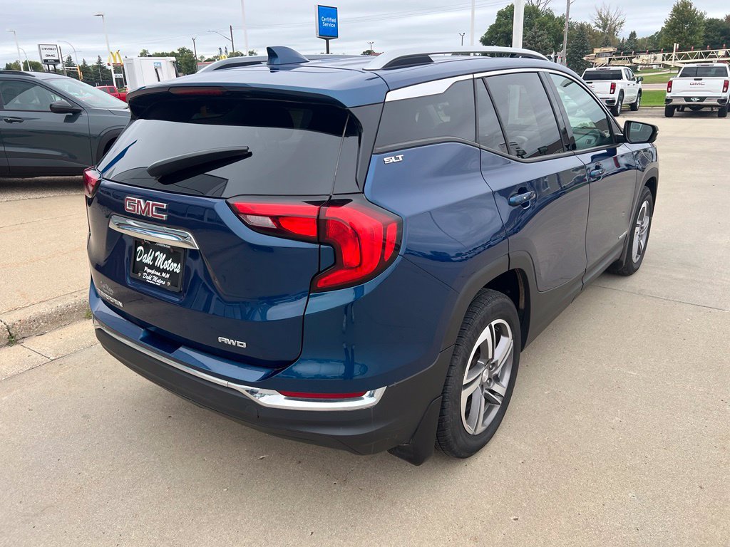 Used 2020 GMC Terrain SLT w/ Preferred Package AWD/4WD image 9