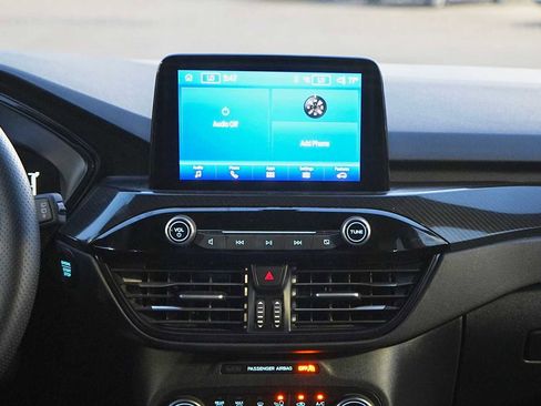 Used 2024 Ford Escape ST-Line image 19