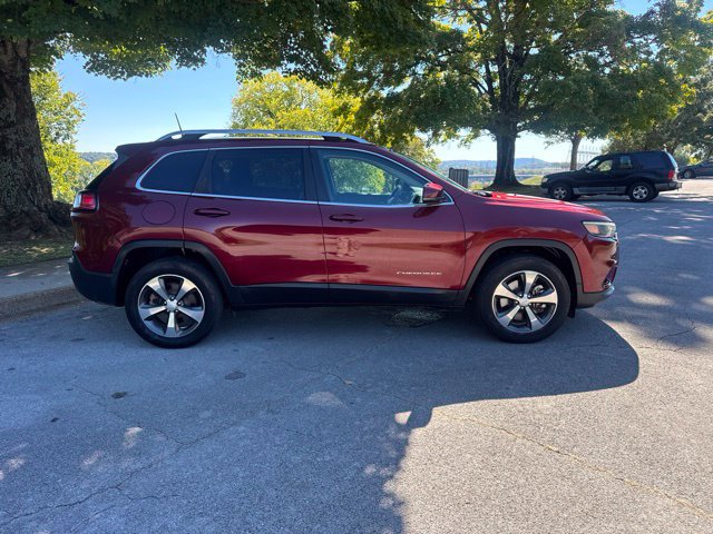 Used 2019 Jeep Cherokee Limited AWD/4WD image 8