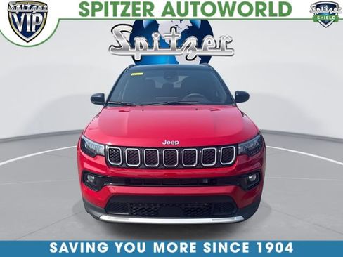 Certified 2023 Jeep Compass Limited AWD/4WD image 3