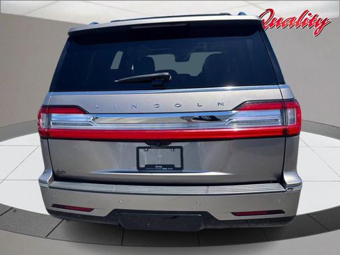 Used 2020 Lincoln Navigator Reserve w/ Luxury Package AWD/4WD image 4