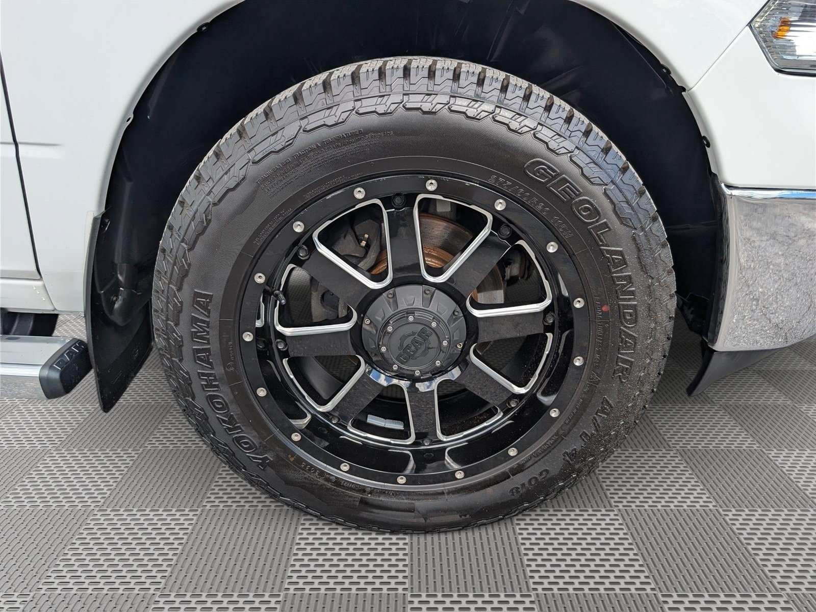 Used 2017 RAM 1500 Big Horn AWD/4WD image 9