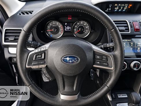 Used 2016 Subaru Forester 2.5i Limited AWD/4WD image 9