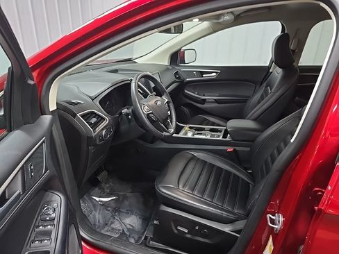 Certified 2024 Ford Edge SEL w/ Convenience Package AWD/4WD image 32
