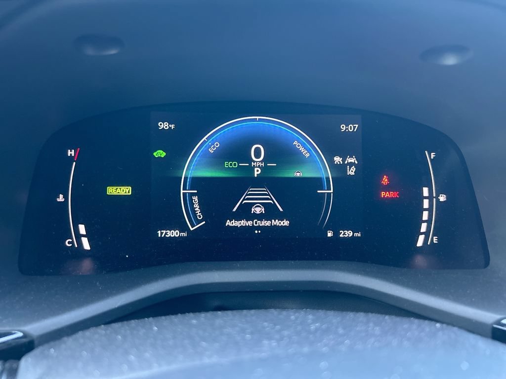 Certified 2025 Toyota Camry SE FWD image 22