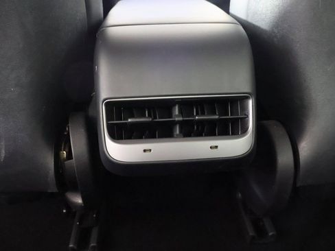 Used 2021 Tesla Model 3 Performance image 49