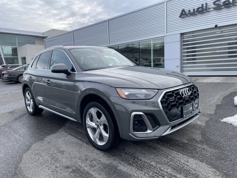 Certified 2023 Audi Q5 2.0T Premium Plus w/ Premium Plus Package AWD/4WD image 1