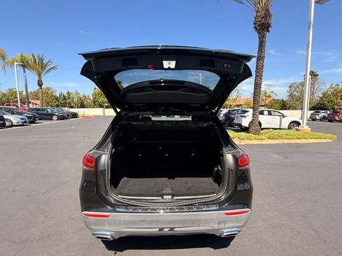 Used 2021 Mercedes-Benz GLA 250 4MATIC image 9