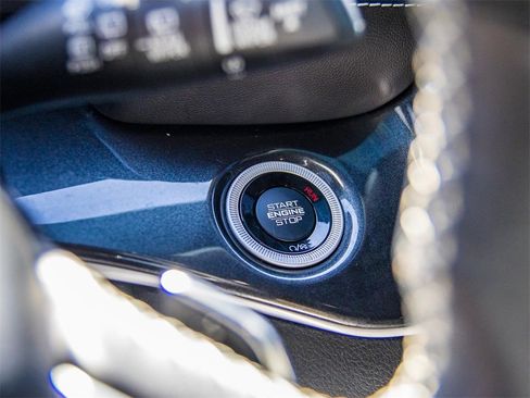 Used 2022 Jeep Grand Cherokee L Laredo image 32