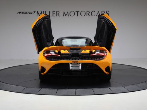 New 2026 McLaren 750S Spider image 17