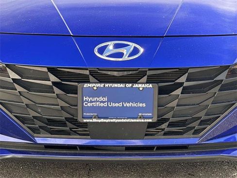 Certified 2023 Hyundai Elantra SEL w/ Convenience Package image 9