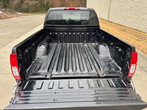 Used 2015 Nissan Frontier S image 5
