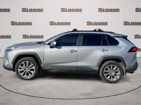 Used 2024 Toyota RAV4 XLE Premium image 2