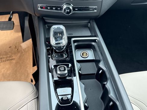 New 2026 Volvo XC60 B5 Plus w/ Climate Package AWD/4WD image 23