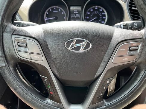 Used 2018 Hyundai Santa Fe Sport image 23