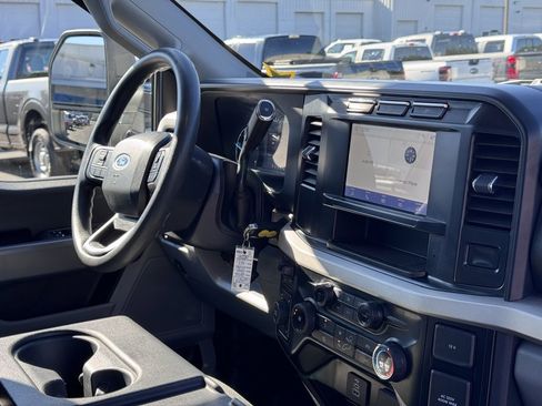 Used 2024 Ford F250 XLT image 29