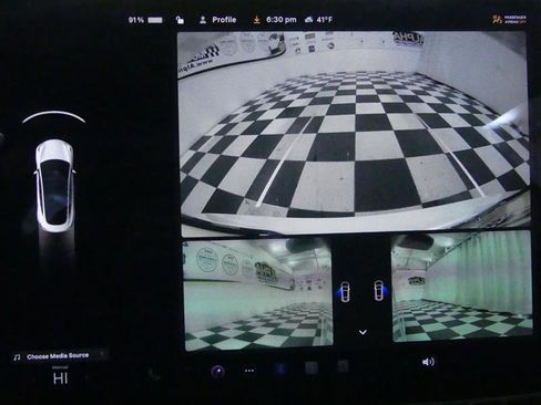 Used 2021 Tesla Model 3 Standard Range Plus image 10