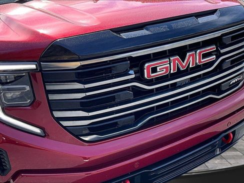 Used 2025 GMC Sierra 1500 AT4 w/ AT4 Premium Package AWD/4WD image 29