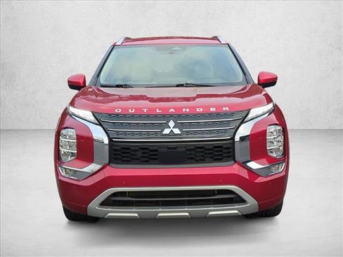 Used 2023 Mitsubishi Outlander SEL image 2