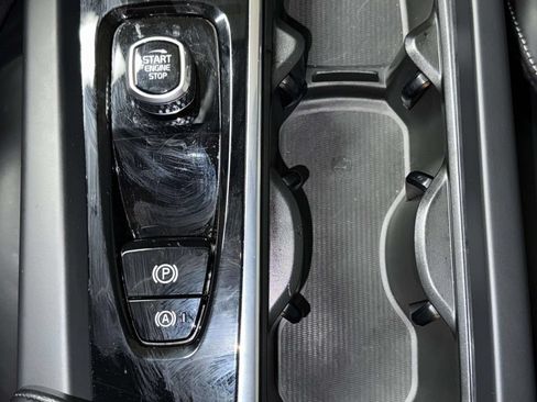 Used 2024 Volvo S60 B5 Ultimate AWD/4WD image 22