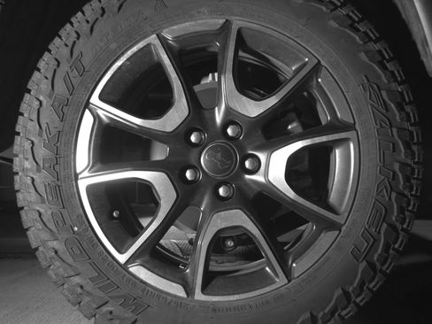 Used 2025 Jeep Compass Trailhawk image 15