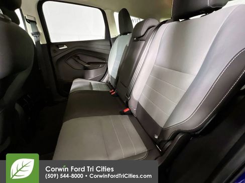 Used 2016 Ford Escape SE w/ Equipment Group 201A image 26