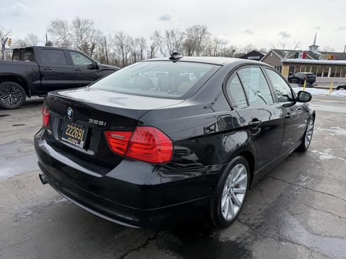Used 2011 BMW 328i xDrive Sedan image 8