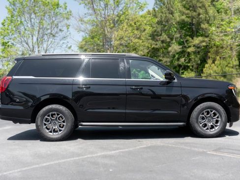 Used 2025 Ford Expedition Max Active RWD image 25