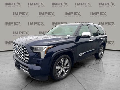 Used 2023 Toyota Sequoia Capstone AWD/4WD image 1