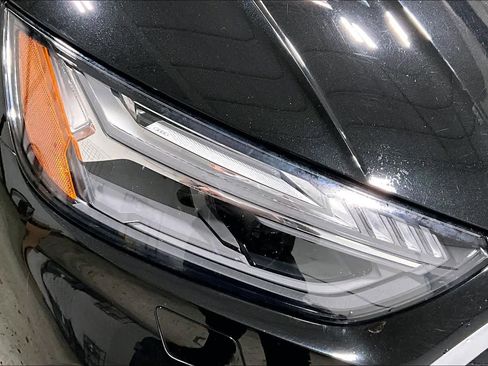 Used 2021 Audi Q5 Prestige w/ Prestige Package image 26