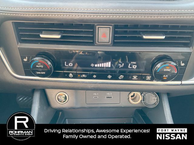 Used 2023 Nissan Rogue SV w/ SV Premium B Package AWD/4WD image 18
