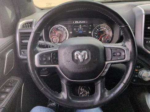 Used 2020 RAM 1500 Laramie AWD/4WD image 8