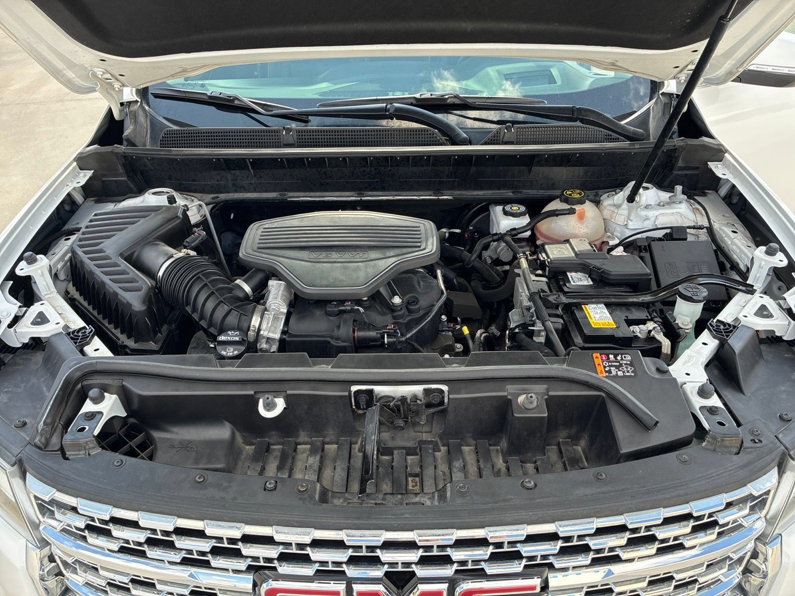 Used 2023 GMC Acadia Denali FWD image 46