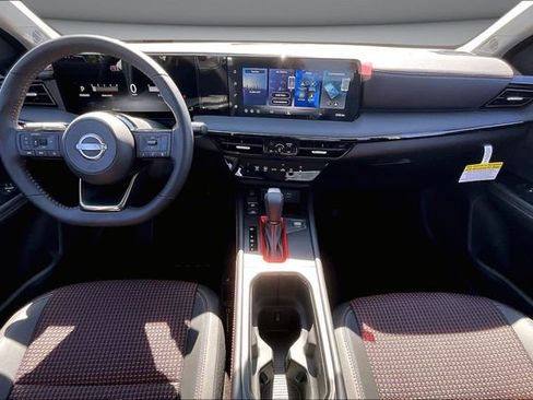 New 2026 Nissan Kicks SR image 5