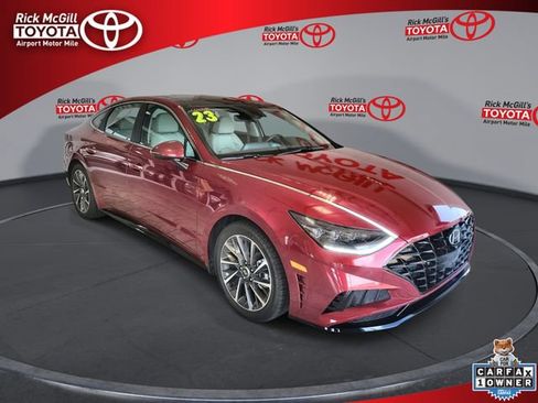 Used 2023 Hyundai Sonata Limited FWD image 1