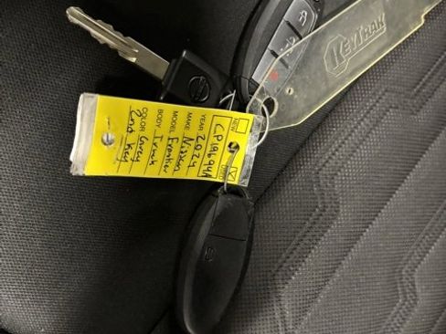 Used 2024 Nissan Frontier PRO-4X w/ Off-Road Protection Package image 25