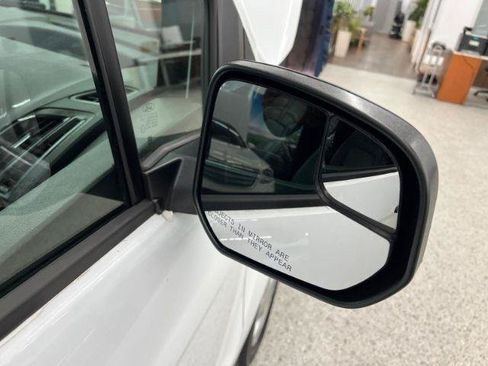 Used 2022 Ford Transit Connect XL FWD image 25