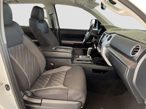 Used 2020 Toyota Tundra SR5 w/ SR5 Upgrade Package image 28