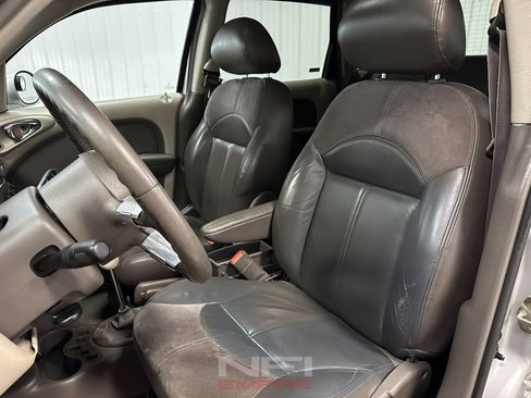 Used 2001 Chrysler PT Cruiser image 22