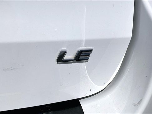 Used 2019 Toyota Sienna LE FWD image 26